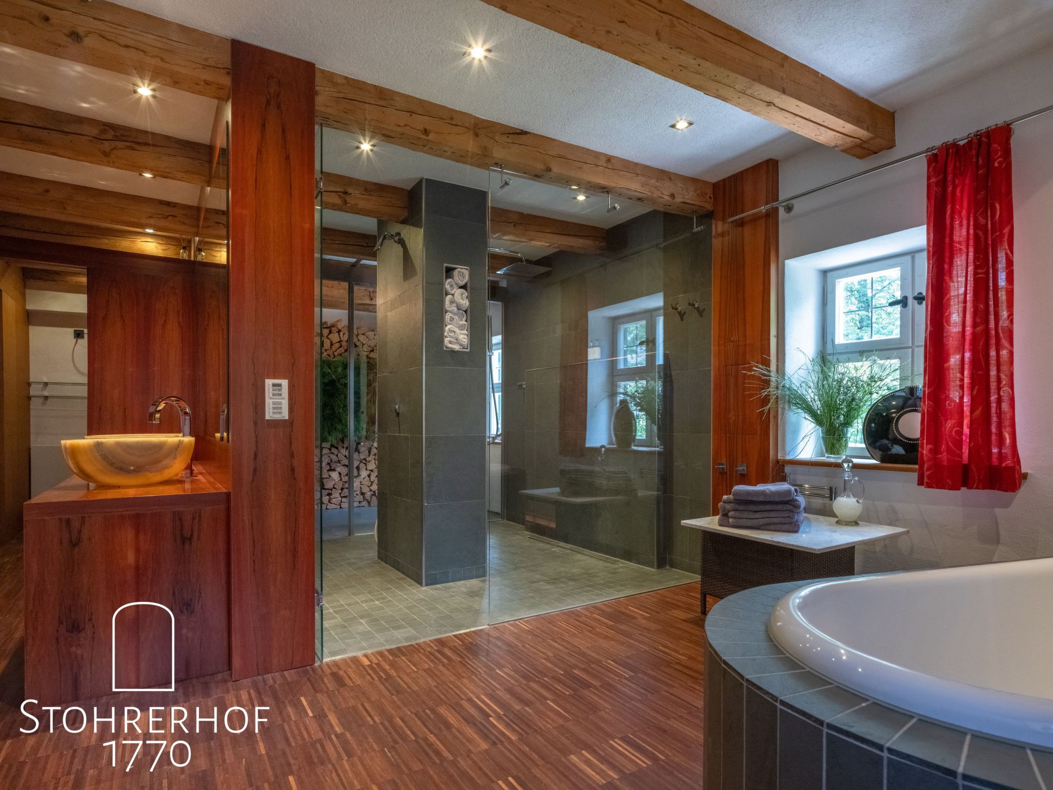 Wunderschönes Ferienhaus mit Kamin in Riederau-Binnen