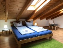 Tolles Ferienhaus in Garmisch-Partenkirchen mit Sonniger Terrasse