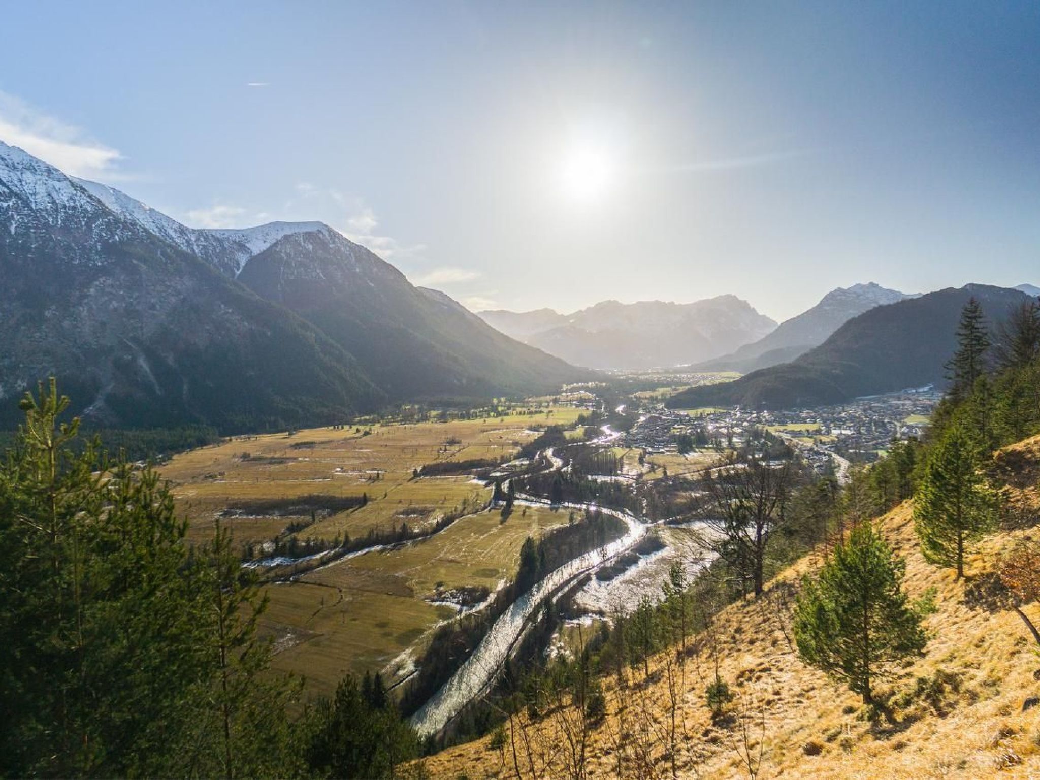 Fewo Zugspitze-Buiten