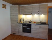 Vrijstaand appartement in Bad Bayersoien, 200m van meer en centrum, met grote tuin - thumbnail 4