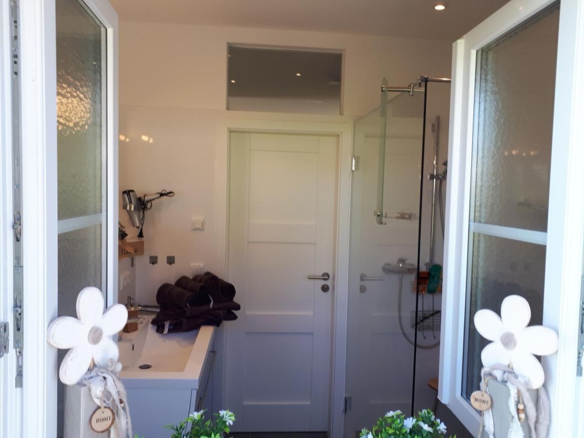 Mit Blick auf das Wasser-Image-tags.info