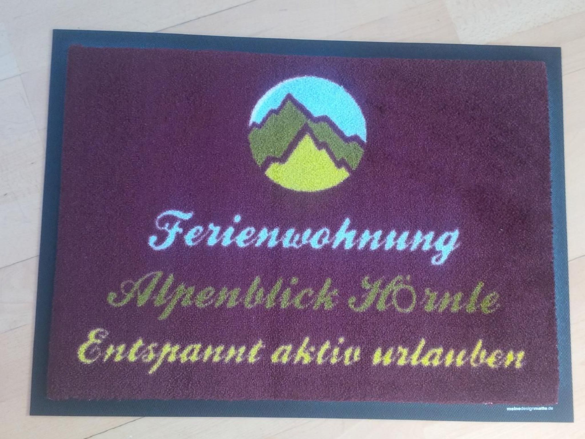 Mit Blick auf das Wasser-Outside