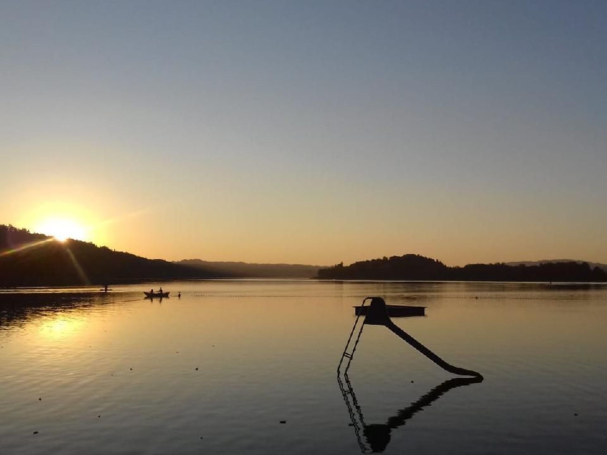Mit Blick auf das Wasser-Outside