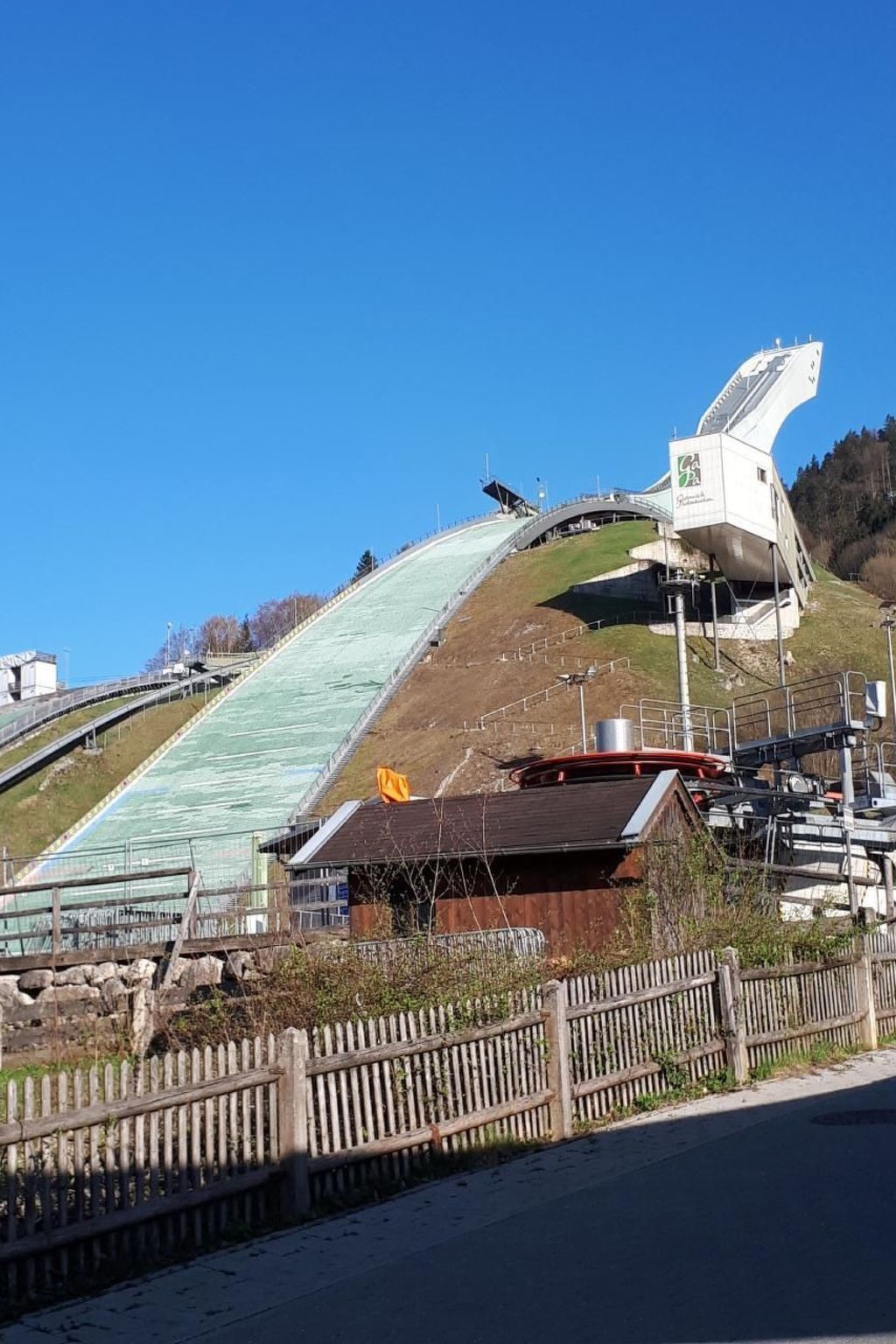 Mit Blick auf das Wasser-Outside