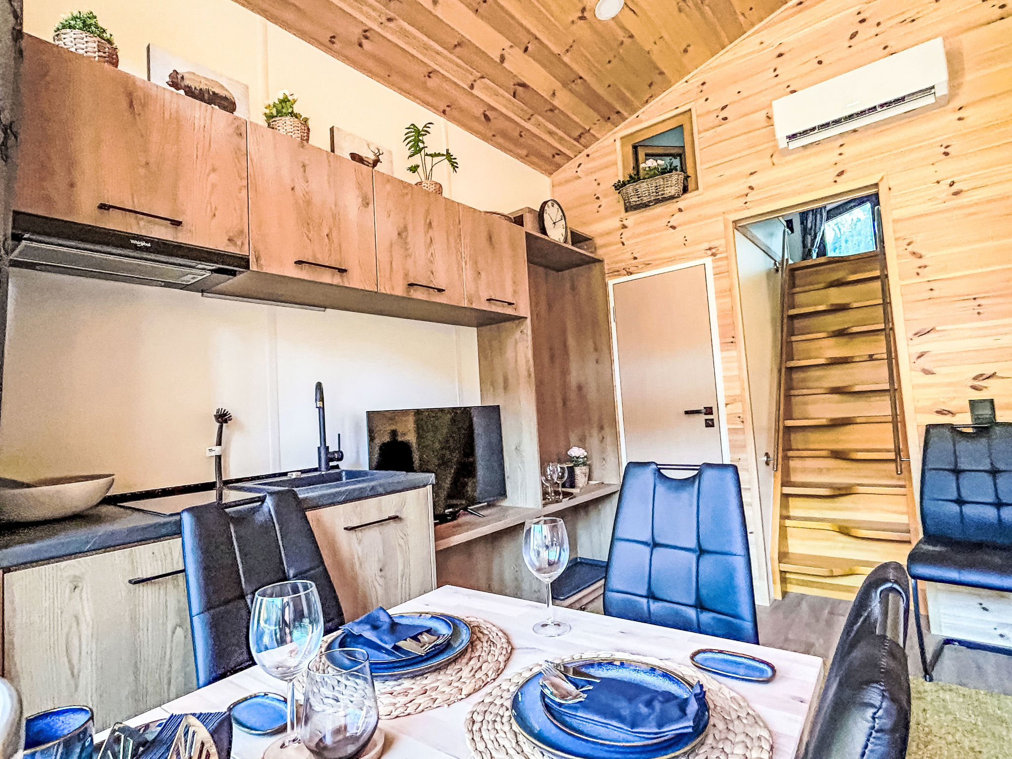 Tiny Haus Glockenalm-Schliersee Lodge - Image 2