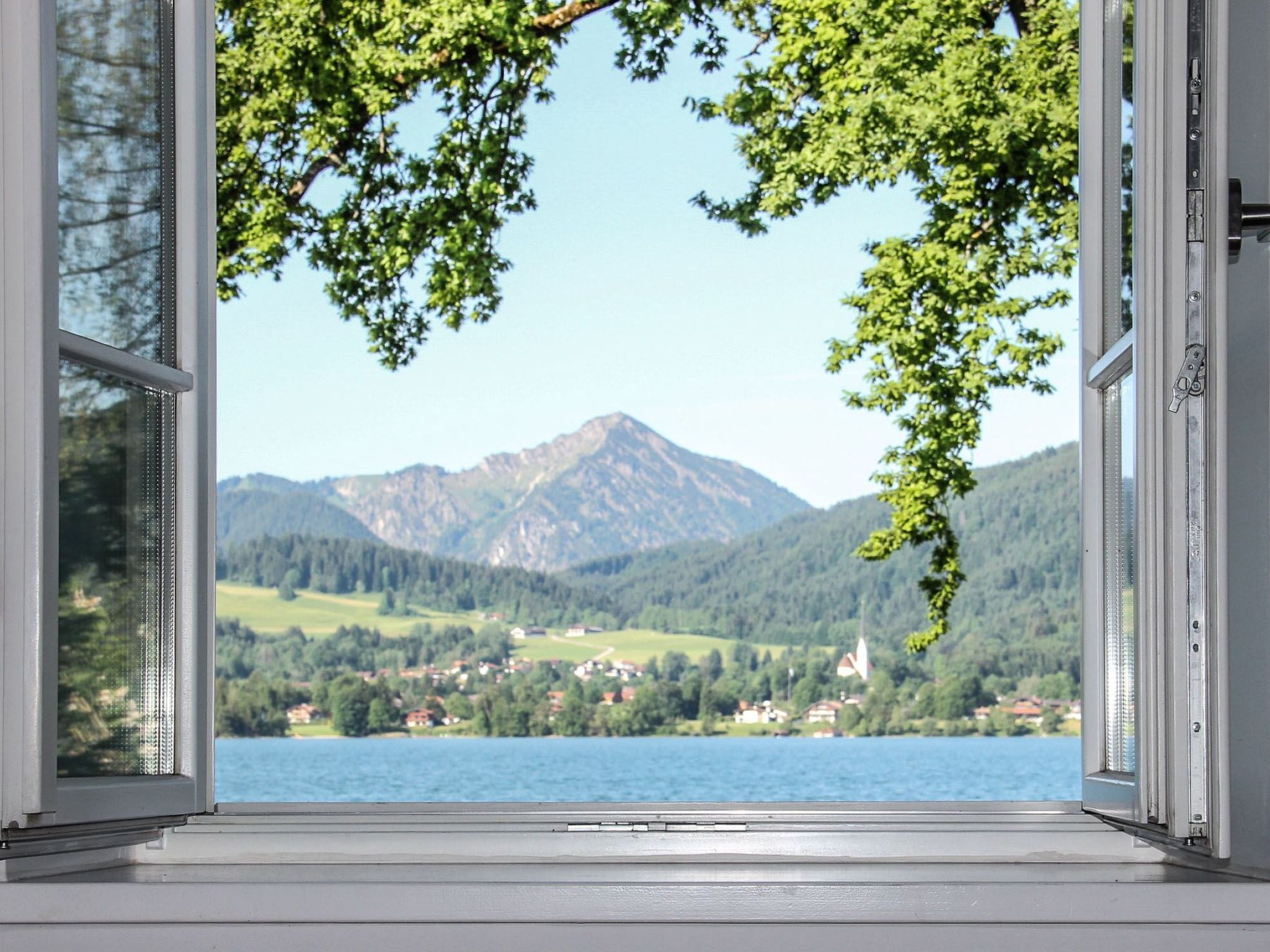 Wunderschöne Ferienwohnung Palace am See-Image-tags.info