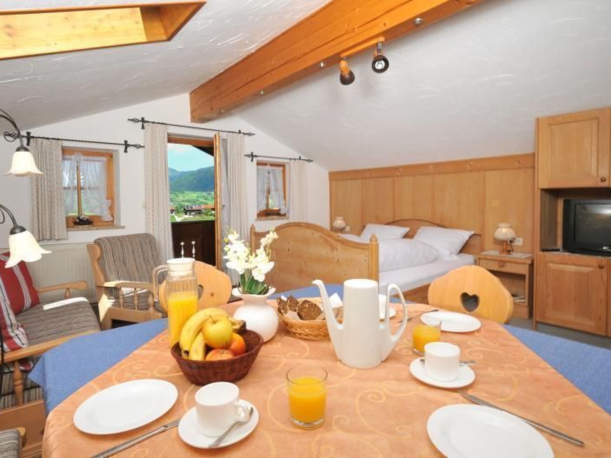 Komfortable Ferienwohnung mit herrlichem Bergblick-Dedans