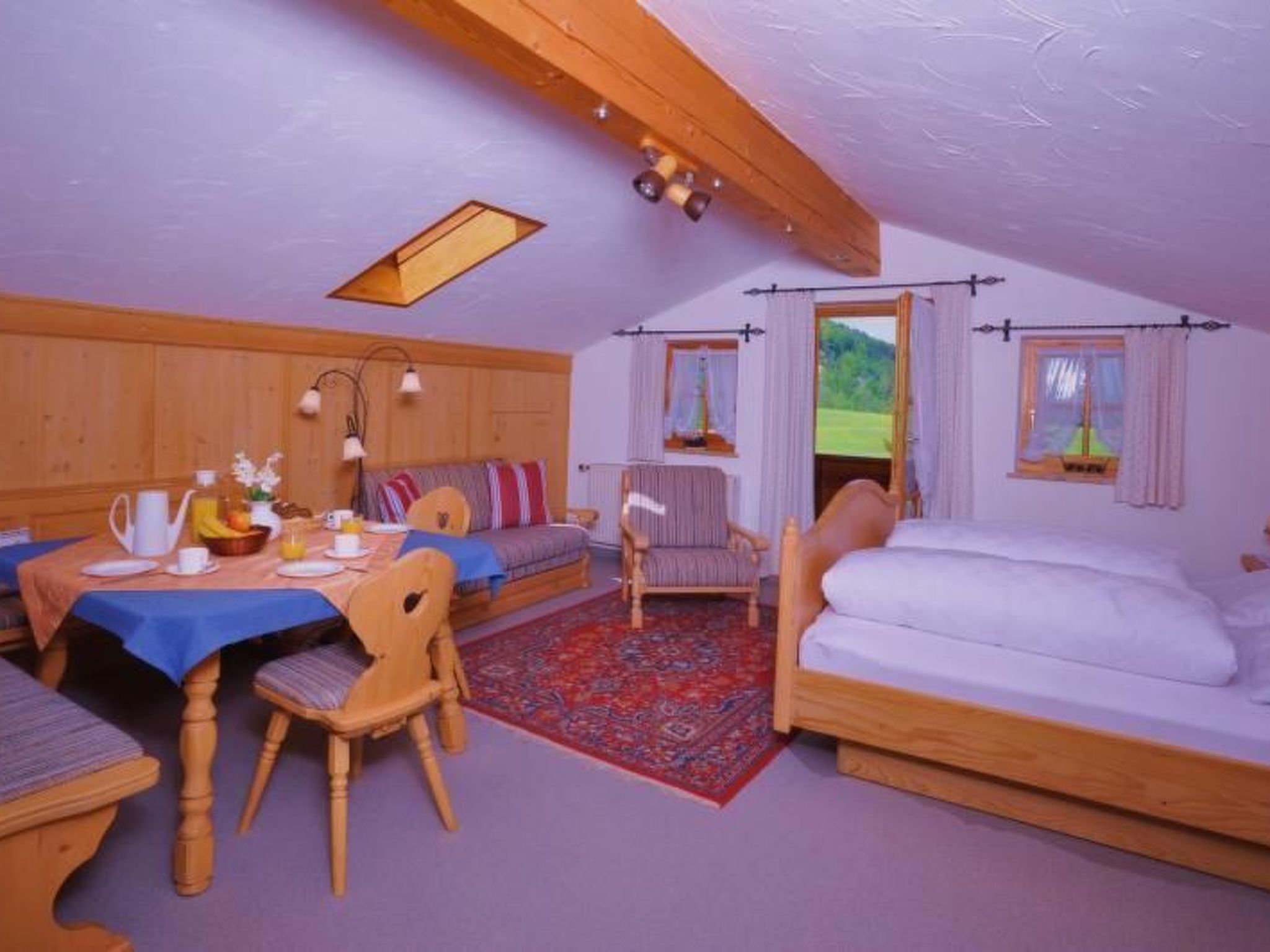 Komfortable Ferienwohnung mit herrlichem Bergblick-Dedans