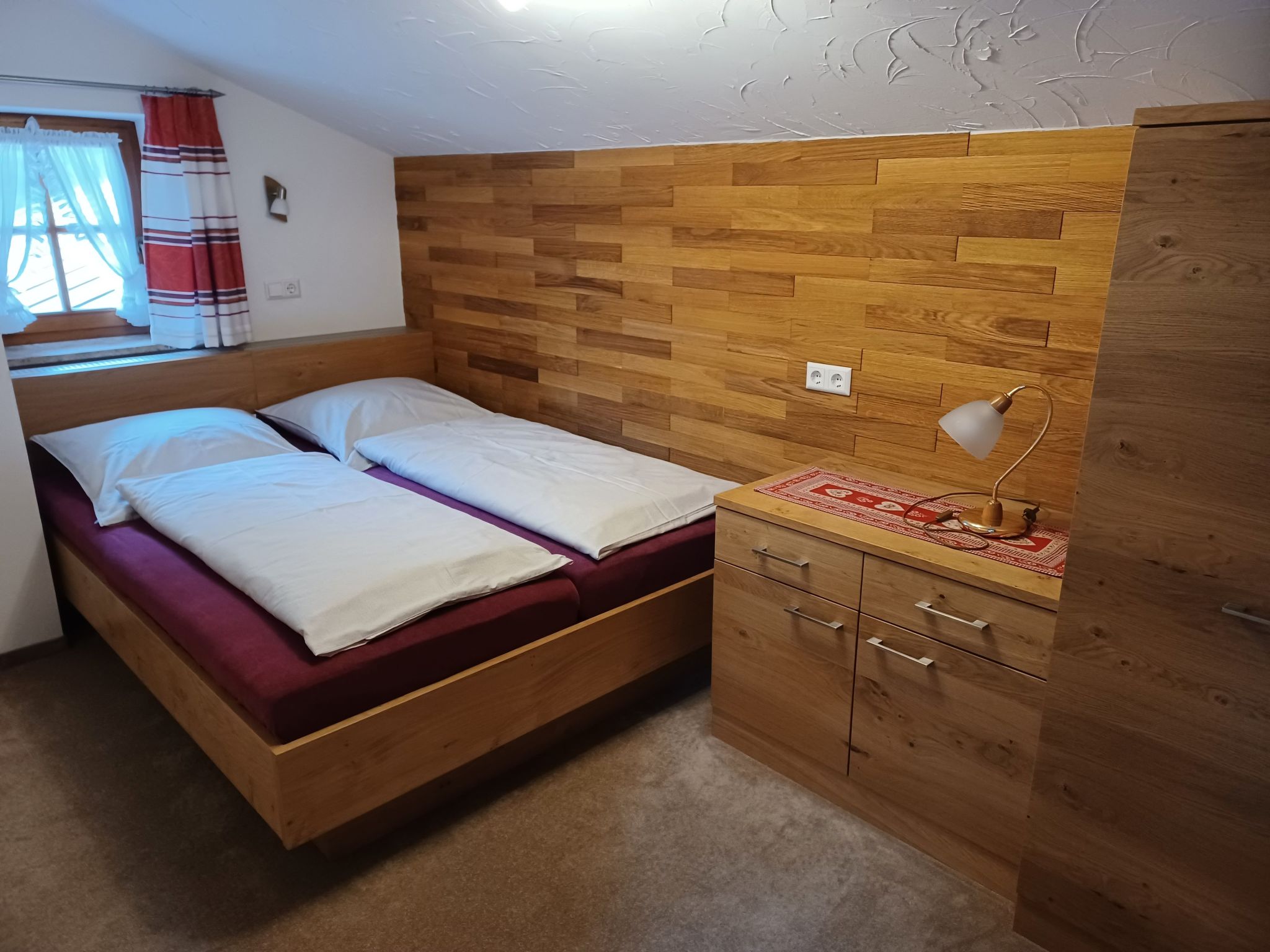 Komfortable Ferienwohnung mit herrlichem Bergblick-Dedans