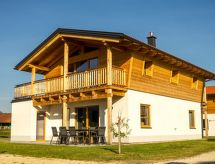 Bergblick mit Sauna und Sommer-Pool