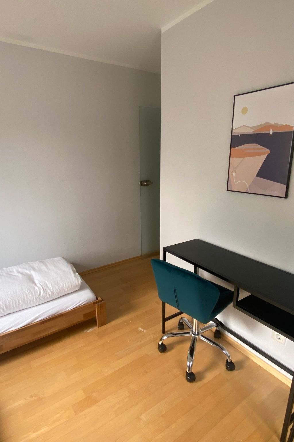 Modern eingerichtete Wohnung mit 2 Schlafzimmern-Image-tags.info