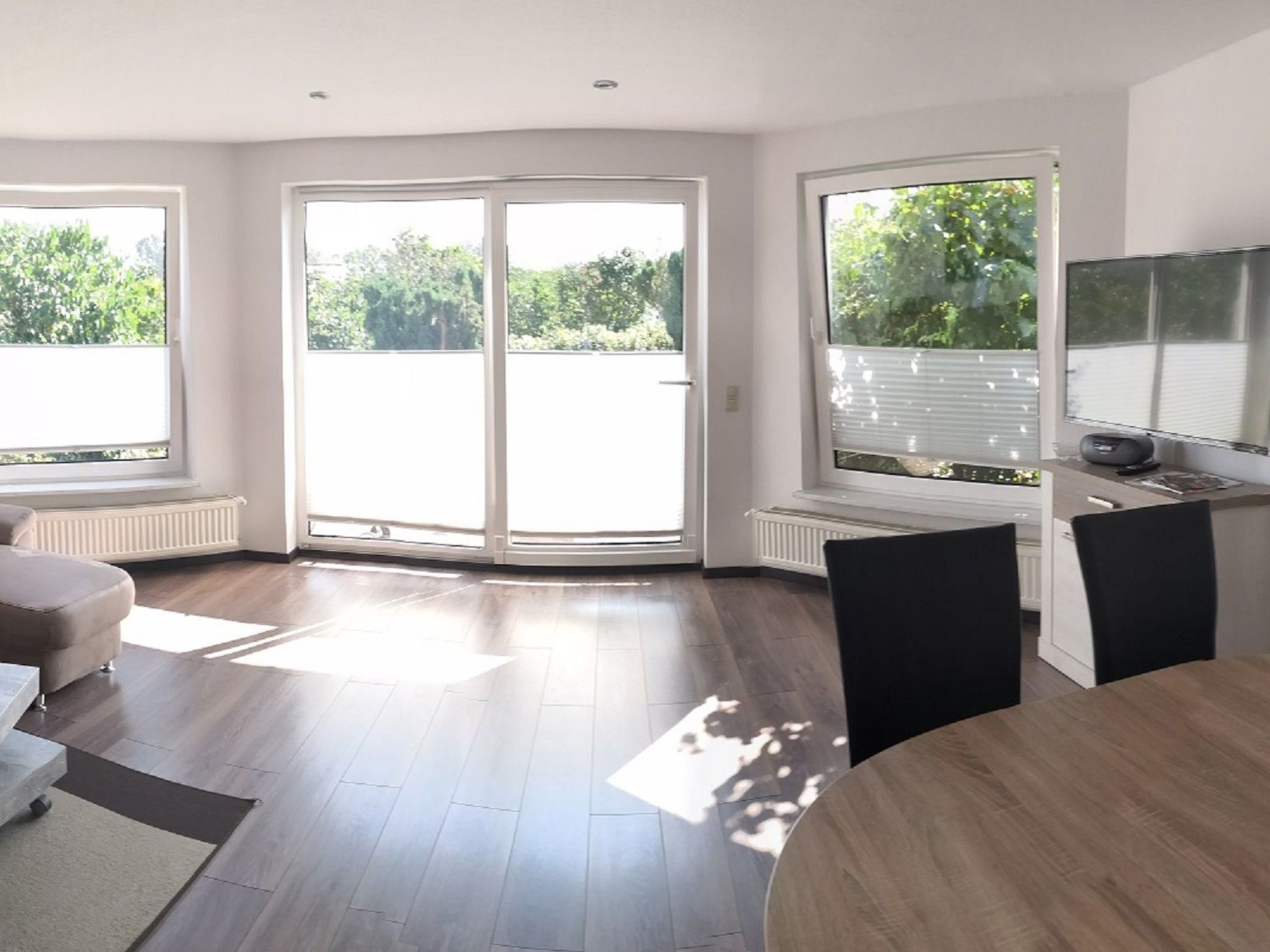 Modern ausgestattetes Ferienhaus mit Terrasse