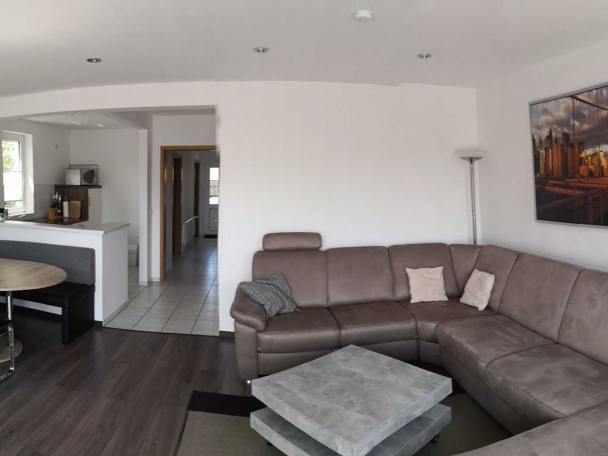 Modern ausgestattetes Ferienhaus mit Terrasse