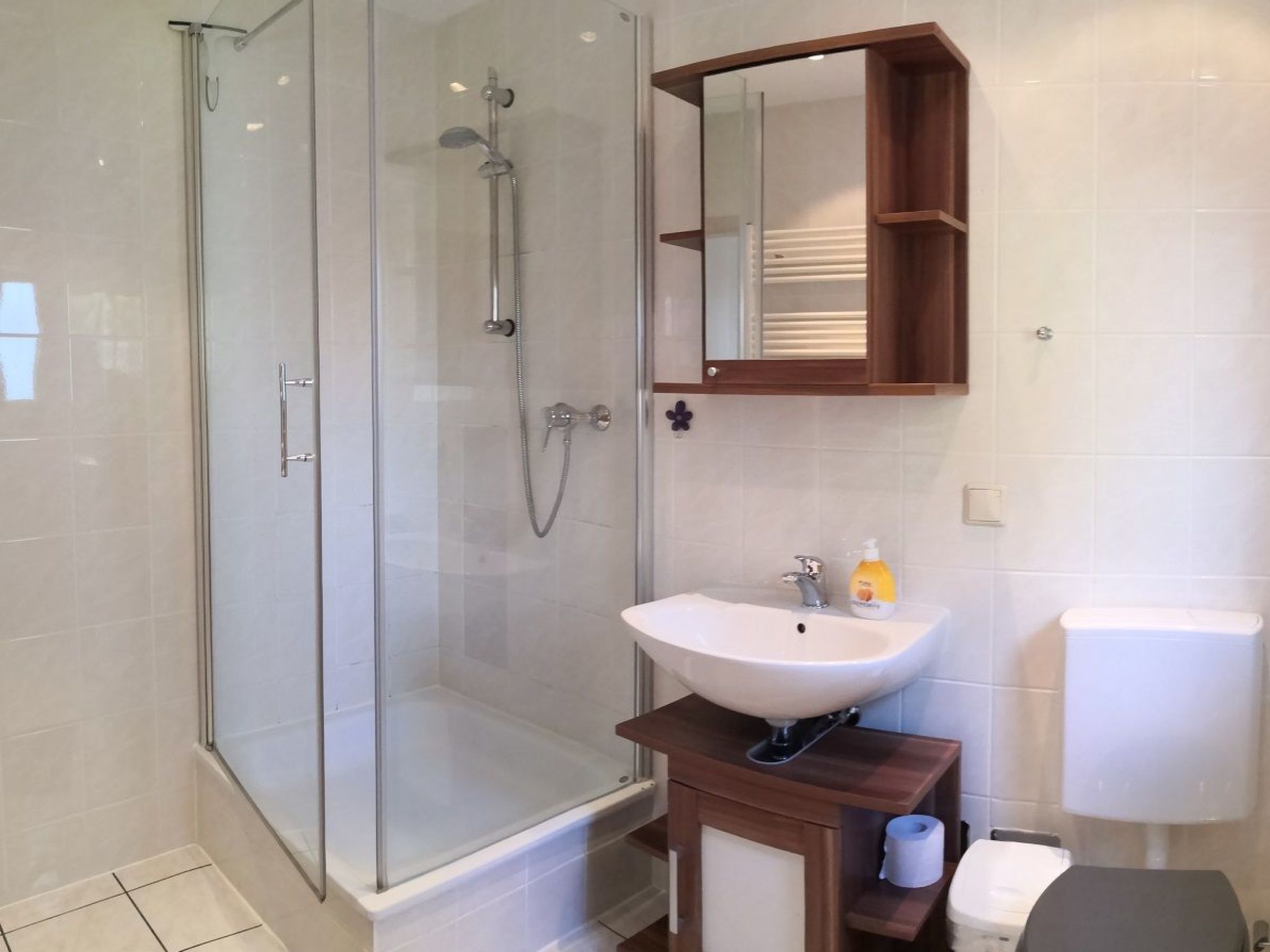 Modern ausgestattetes Ferienhaus mit Terrasse-Image-tags.info