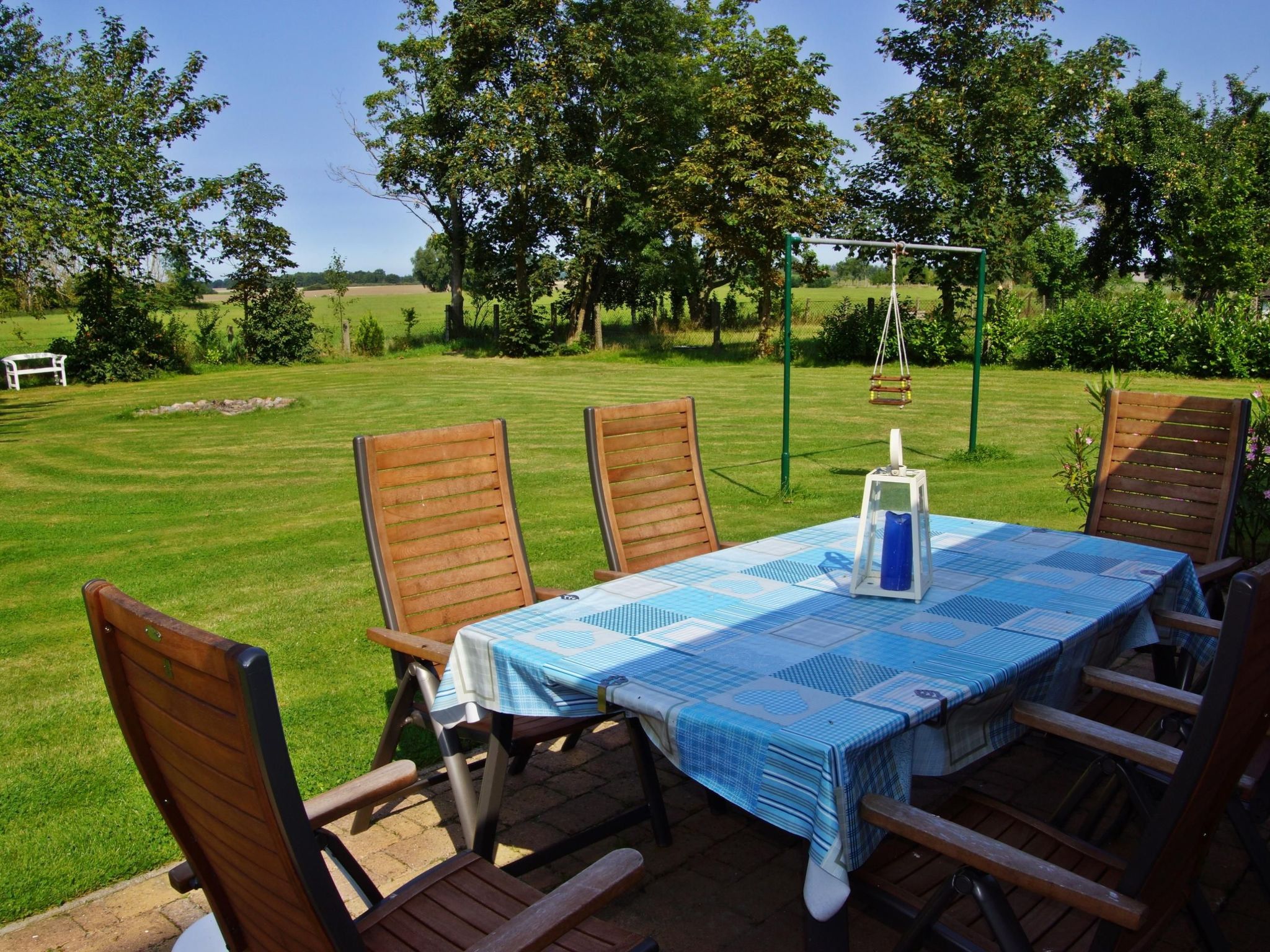 Schöne Wohnung bei Bergen auf Rügen - Outside