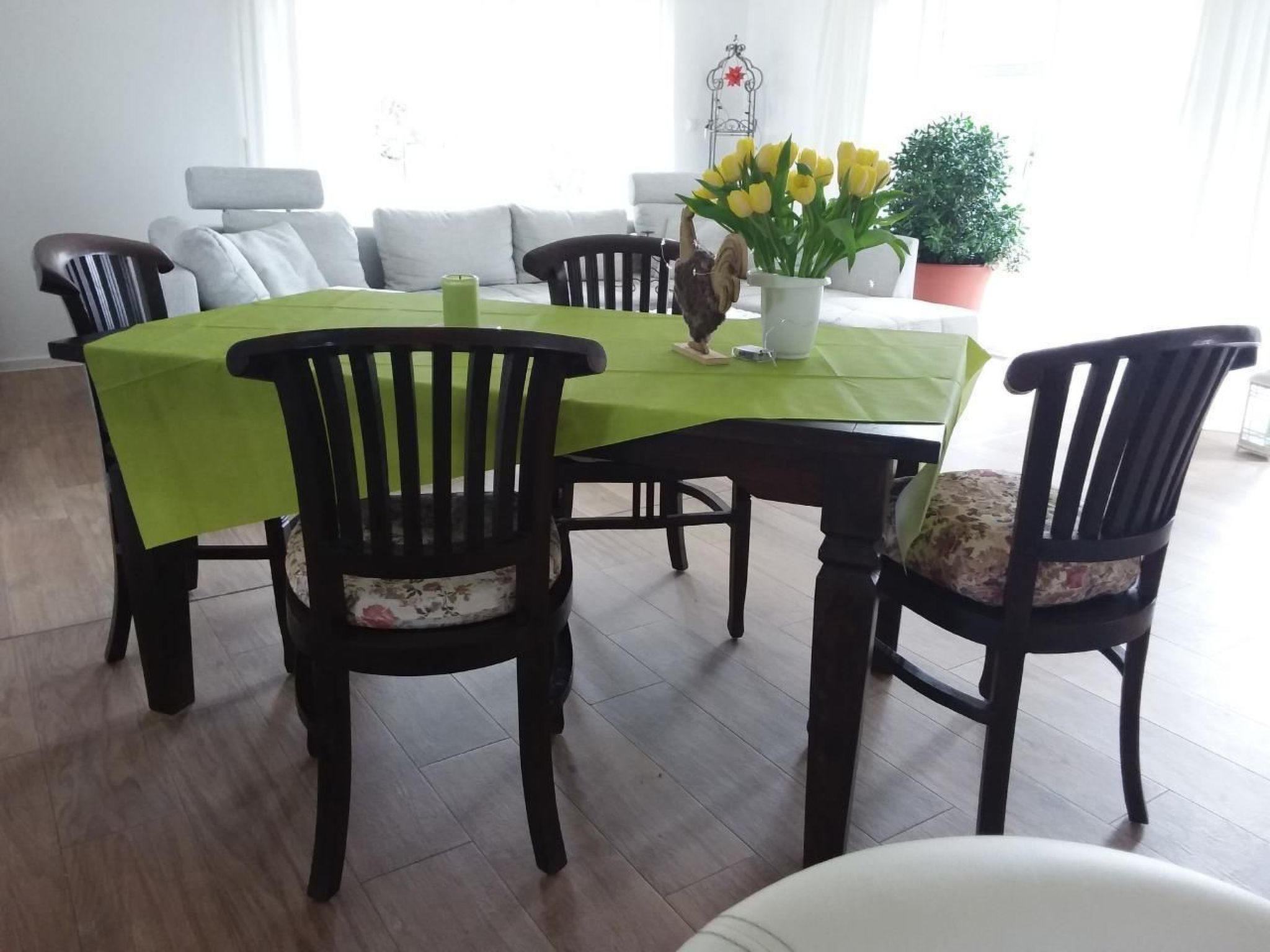 Schwalbennest-Binnen