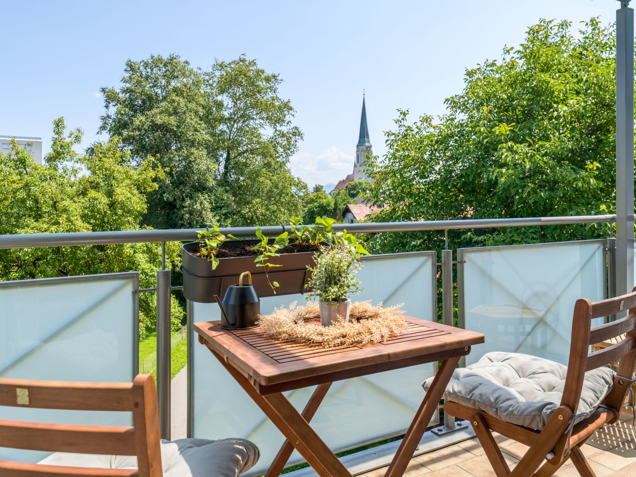 1OG mitte helle 70m 2 Zimmer Wohnung nähe Salzburg-Image-tags.info