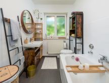 Eg Rechts helle 80m 3-Zimmer Wohnung nähe Salzburg