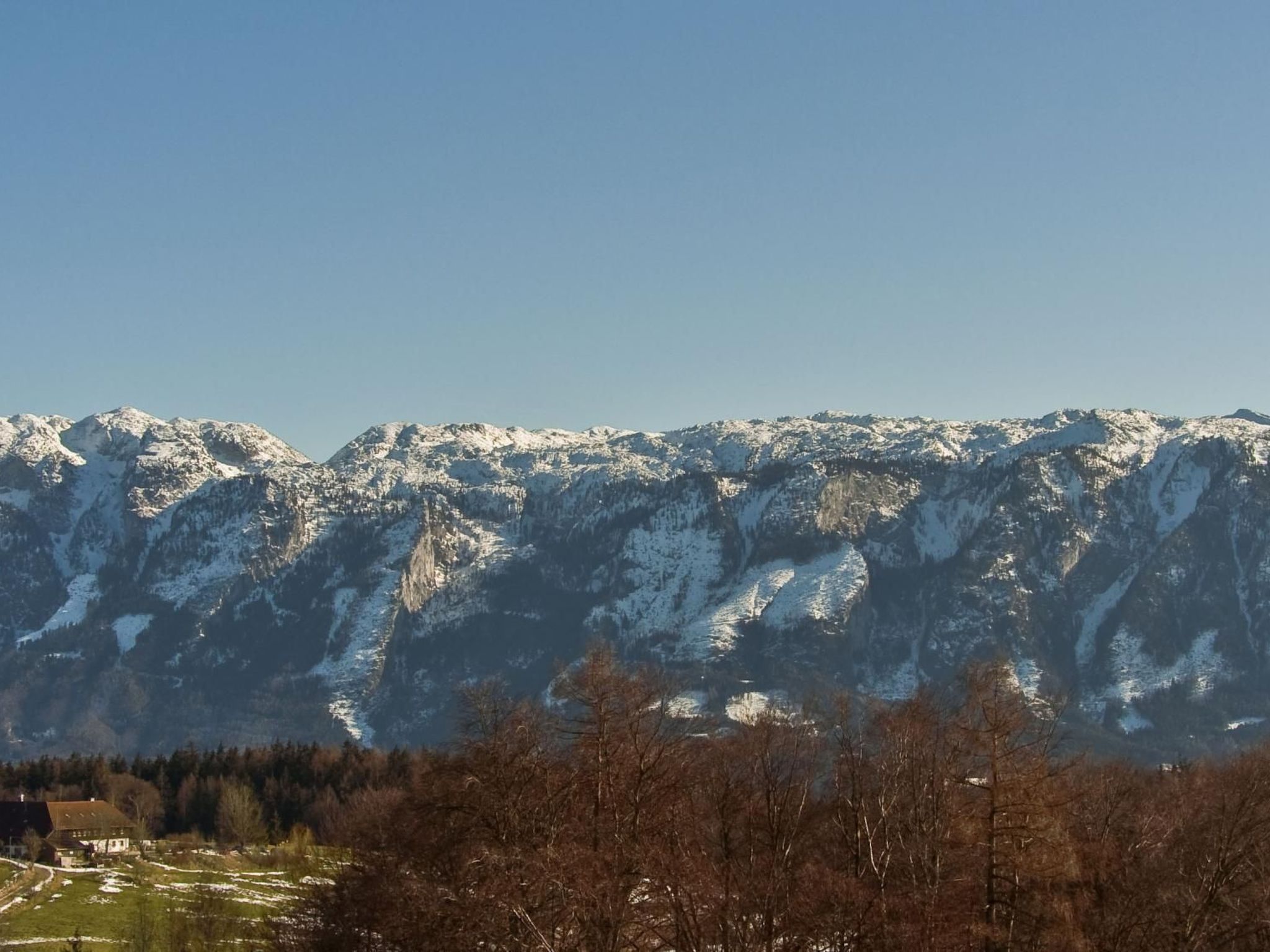 Appartement mit Terrasse-Image-tags.info