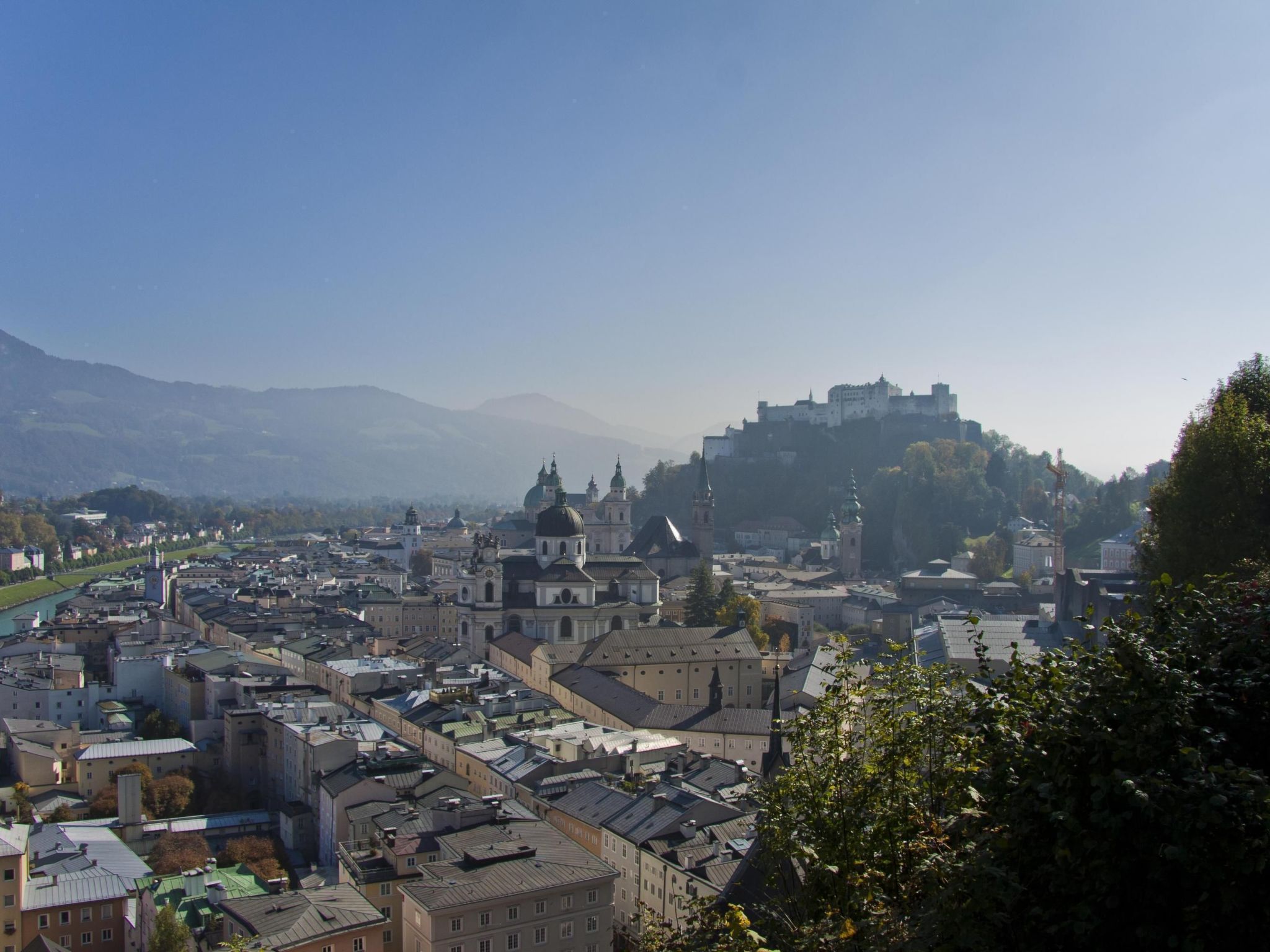 Appartement mit Terrasse-Image-tags.info