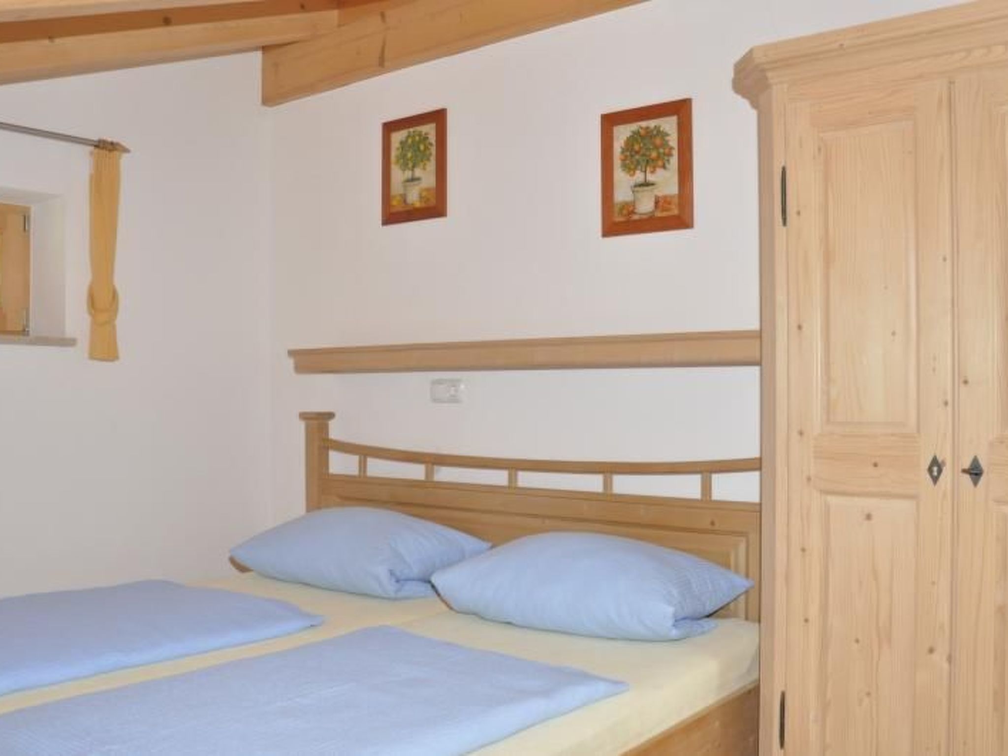 Regina-Image-tags.info