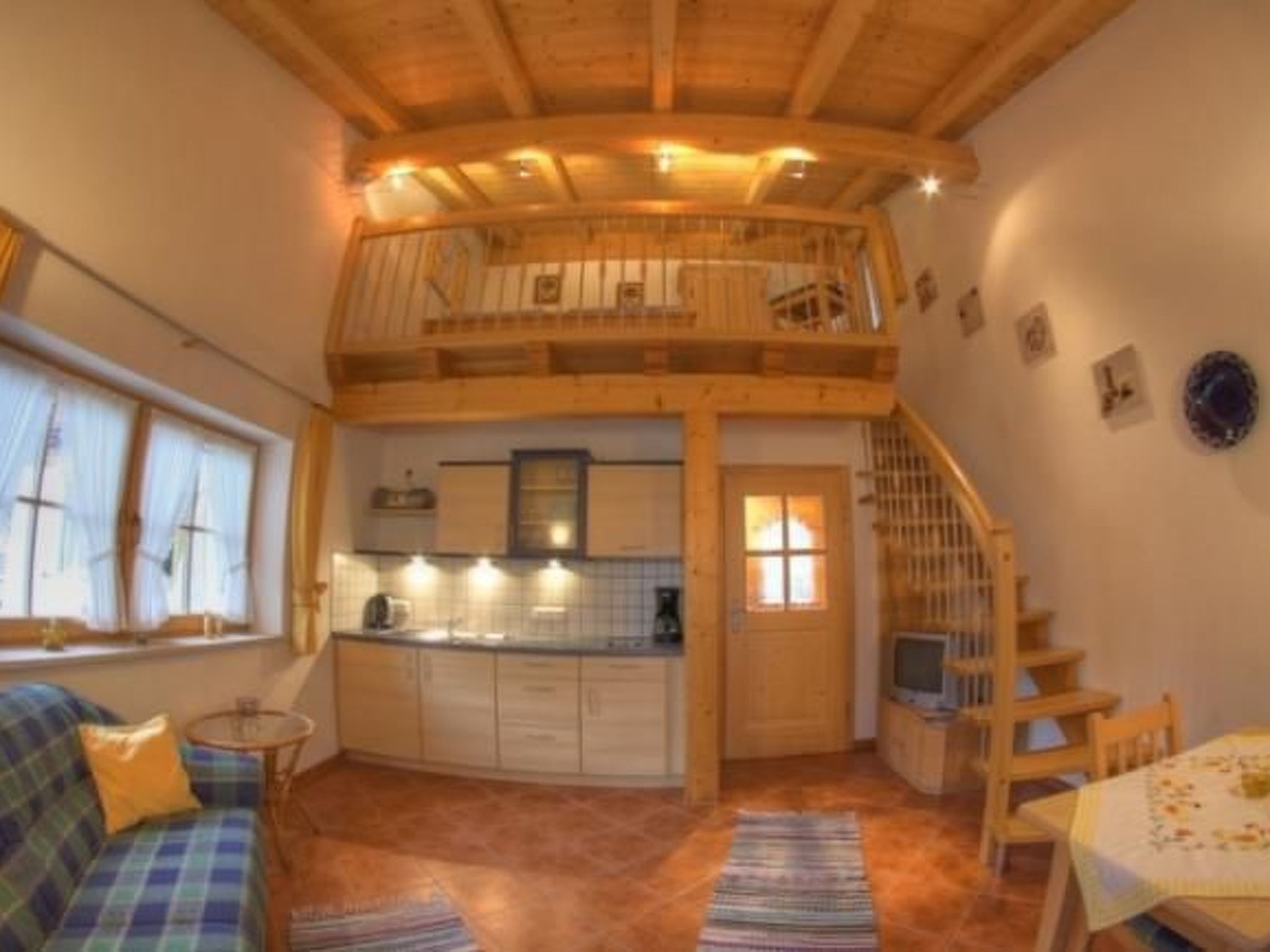 Regina-Image-tags.info