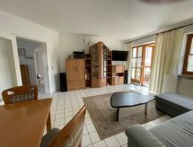 Ruim appartement in Bayerbach met tuin, BBQ en uitzicht op golfbaan - thumbnail 2