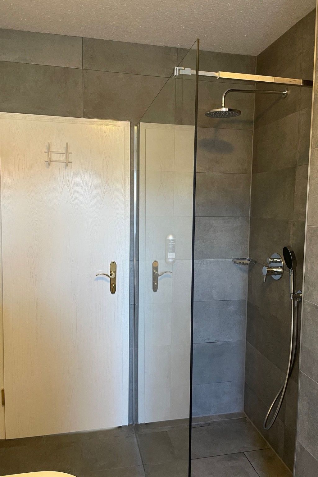 Herrliche Ferienwohnung mit Grill und Garten-Drinnen