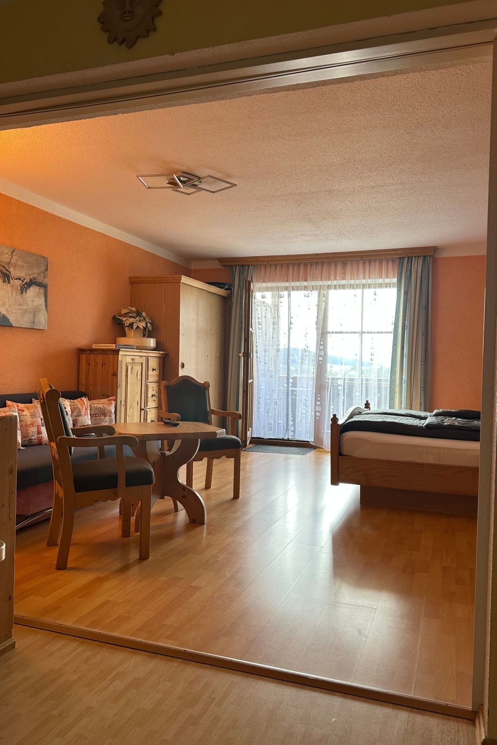 Rachel mit herrlichem Ausblick-Binnen