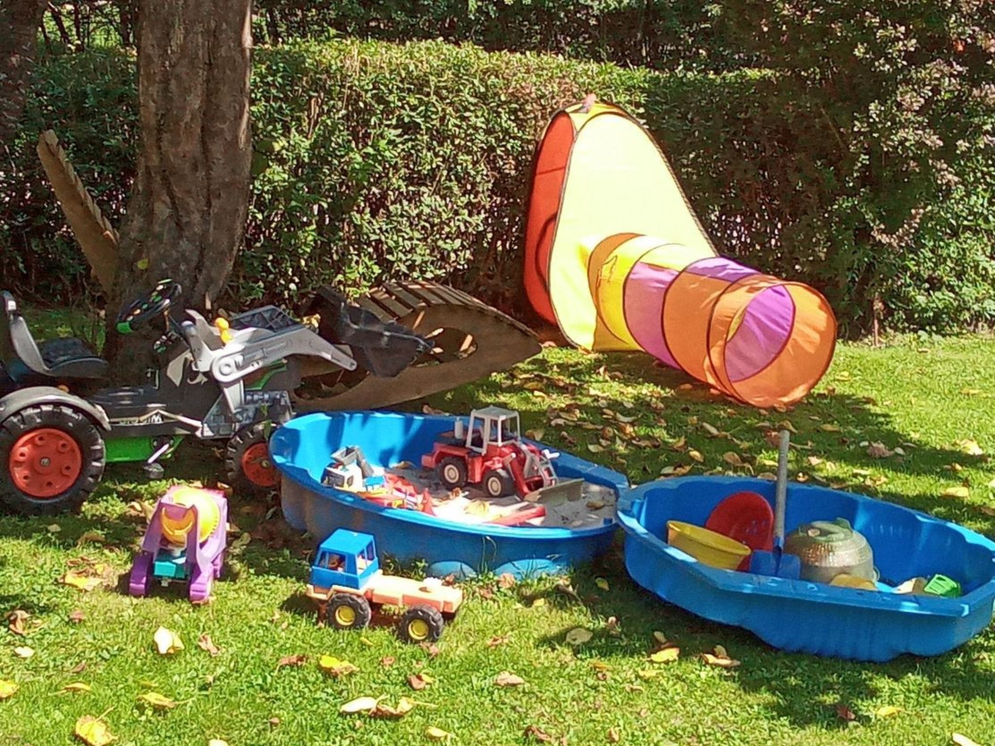 Exclusive Ferienwohnung mit Balkon-Drinnen