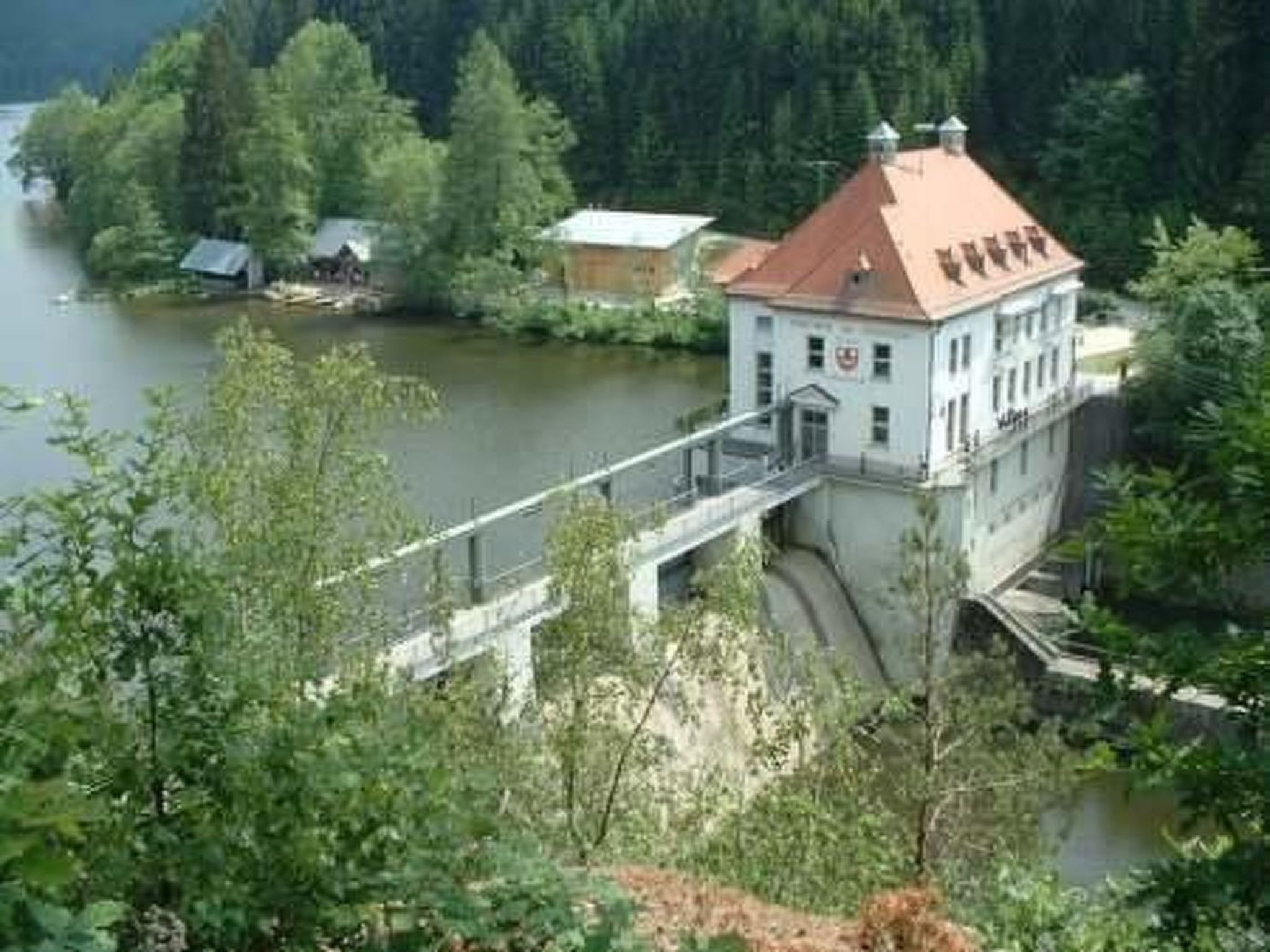 Mit sonniger Terrasse und Ausblick-Drinnen