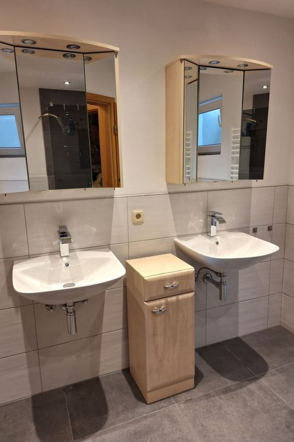 Mit sonniger Terrasse und Ausblick-Drinnen