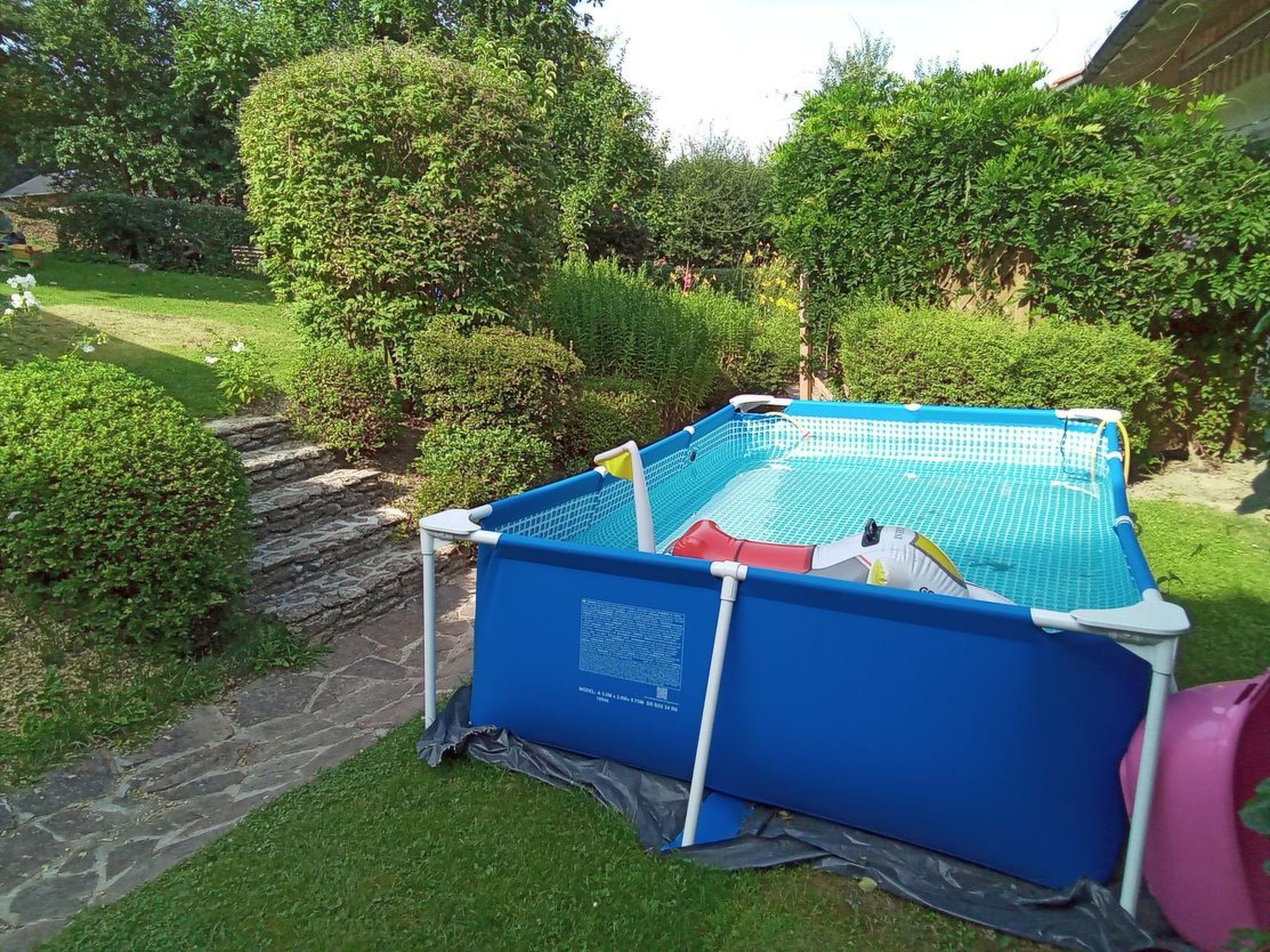 Mit sonniger Terrasse und Ausblick-Drinnen