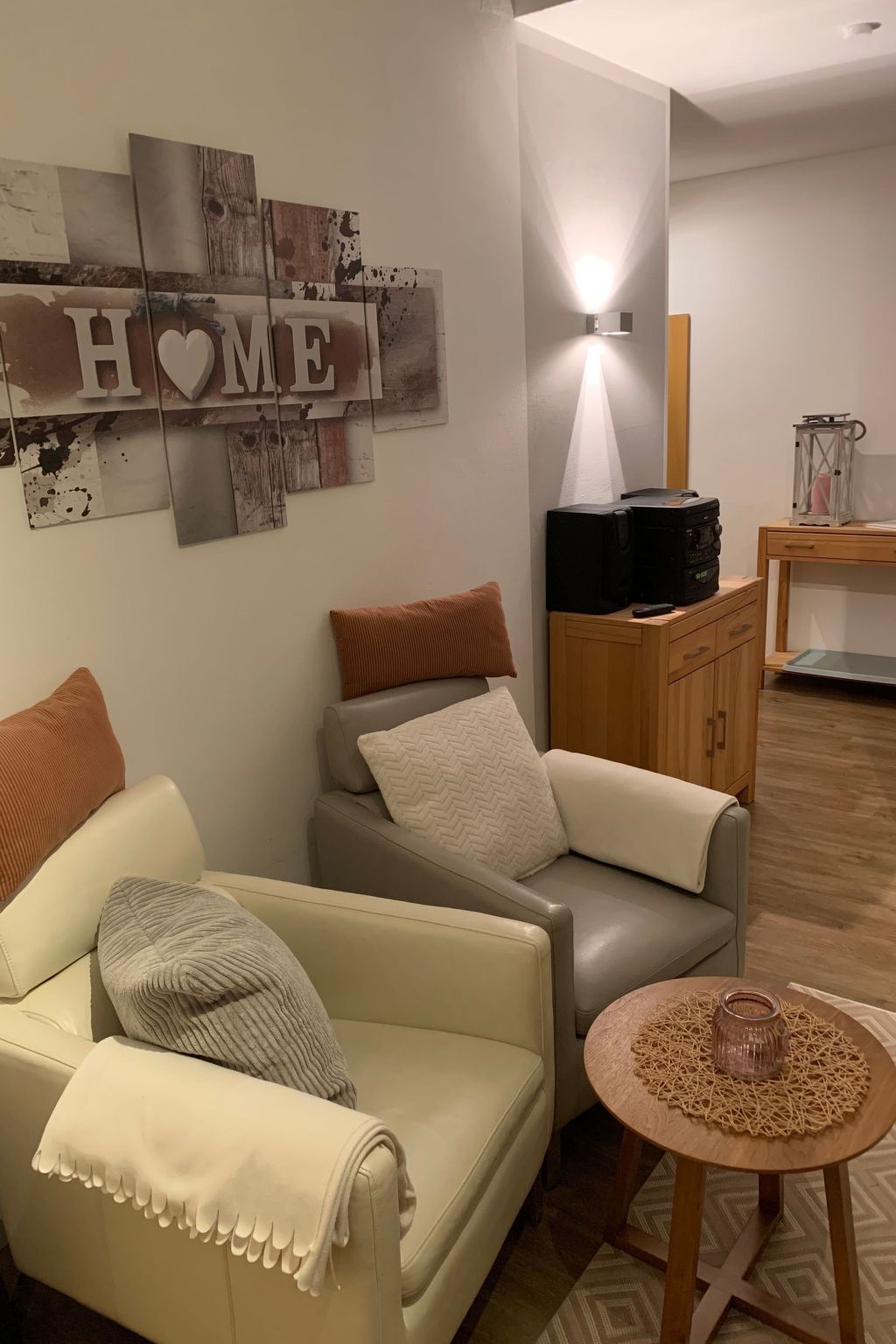 Appartement in Langfurth mit Kleinem Balkon-Inside