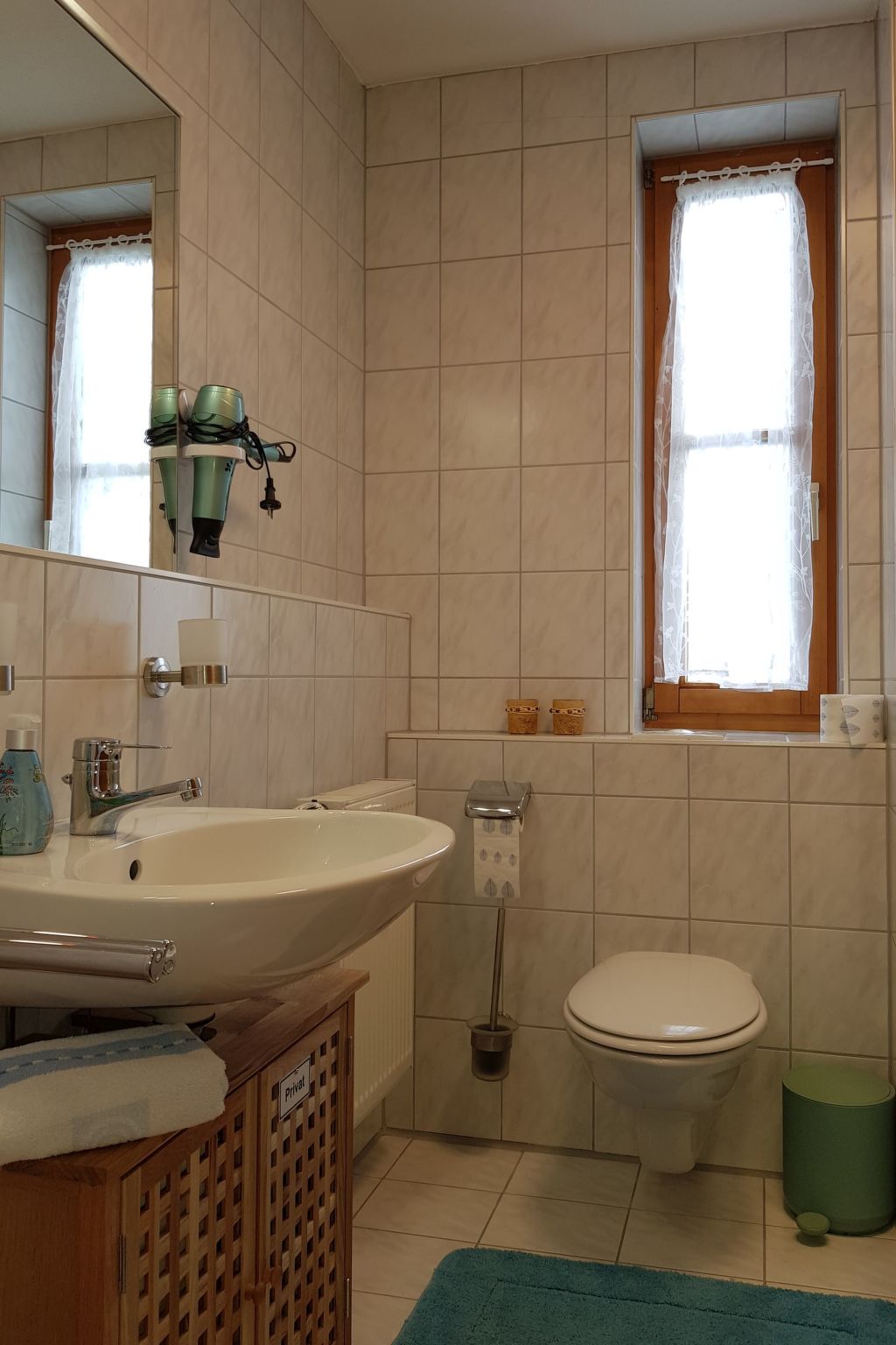 Charmante Wohnung in Langfurth mit Kleinem Balkon-Image-tags.info