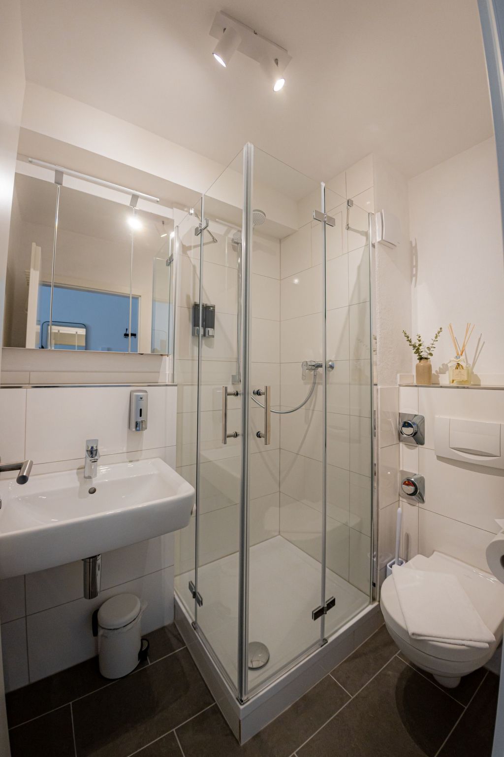 Come4Stay Passau - Holzheim 126 - Parkplatz-Image-tags.info