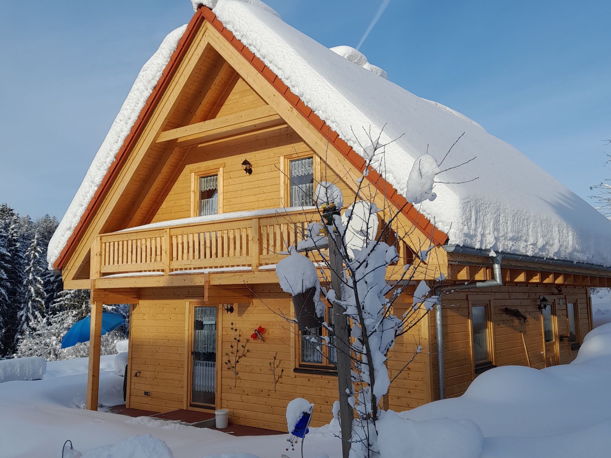 Chalet Sven mit Pool und Sauna — House (1 of 50)
