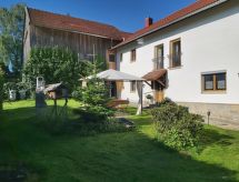 AnNo- Wohlfühlidylle: Vrijstaand vakantiehuis aan de golfbaan in Kirchdorf - thumbnail 1