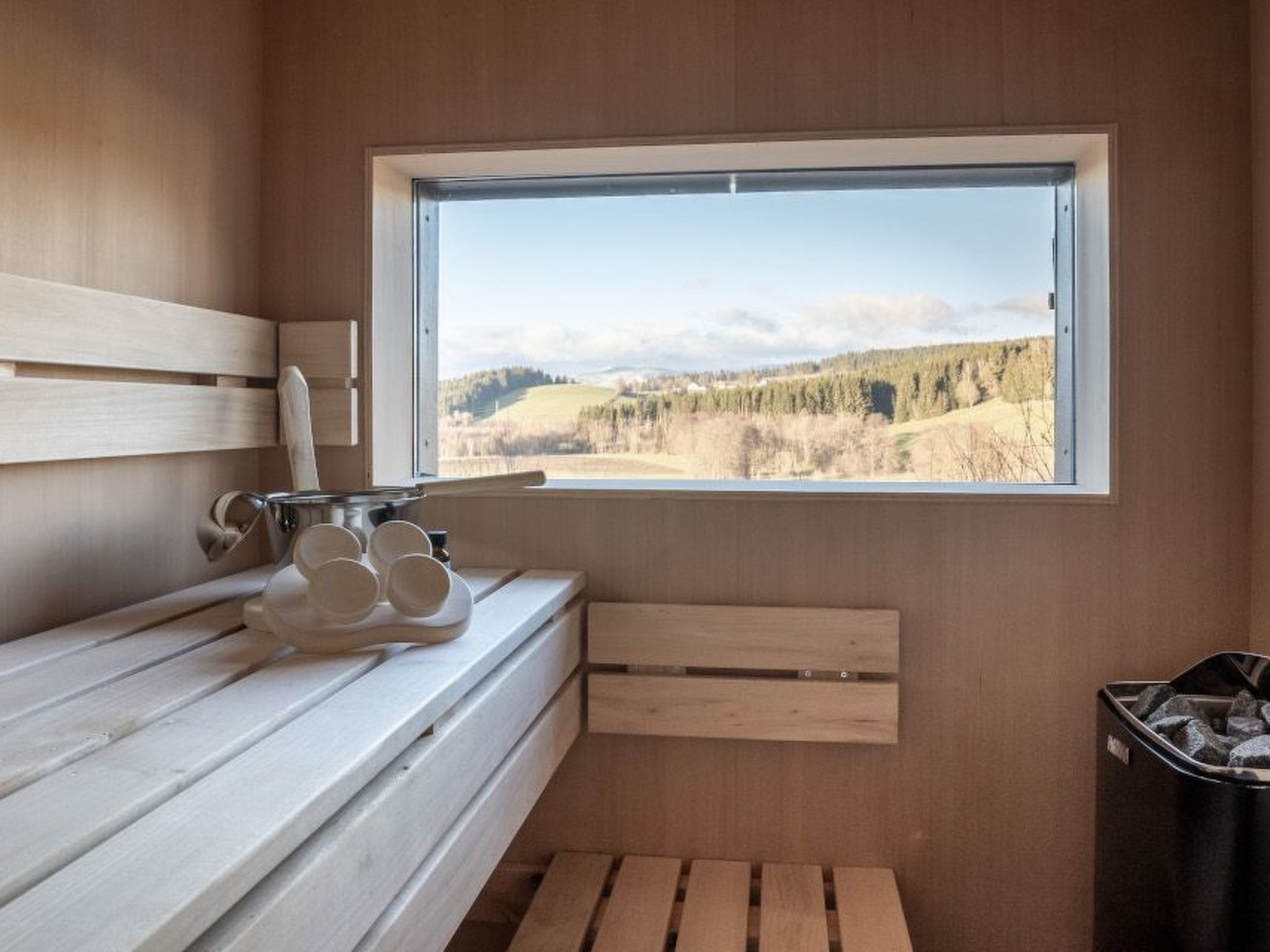 Exklusive Ferienwohnung mit eigener Sauna-Drinnen