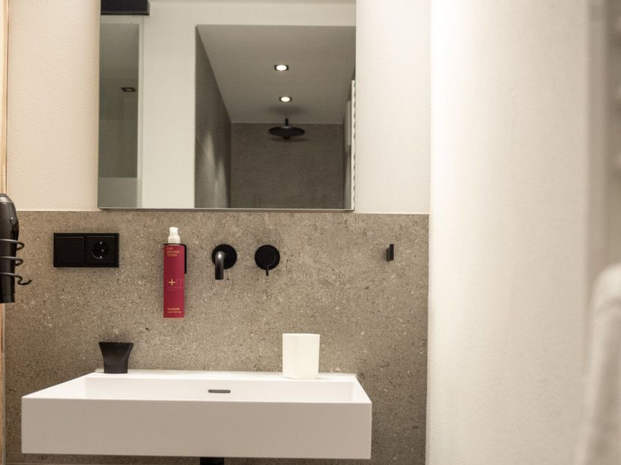 Exklusive Ferienwohnung mit eigener Sauna-Drinnen