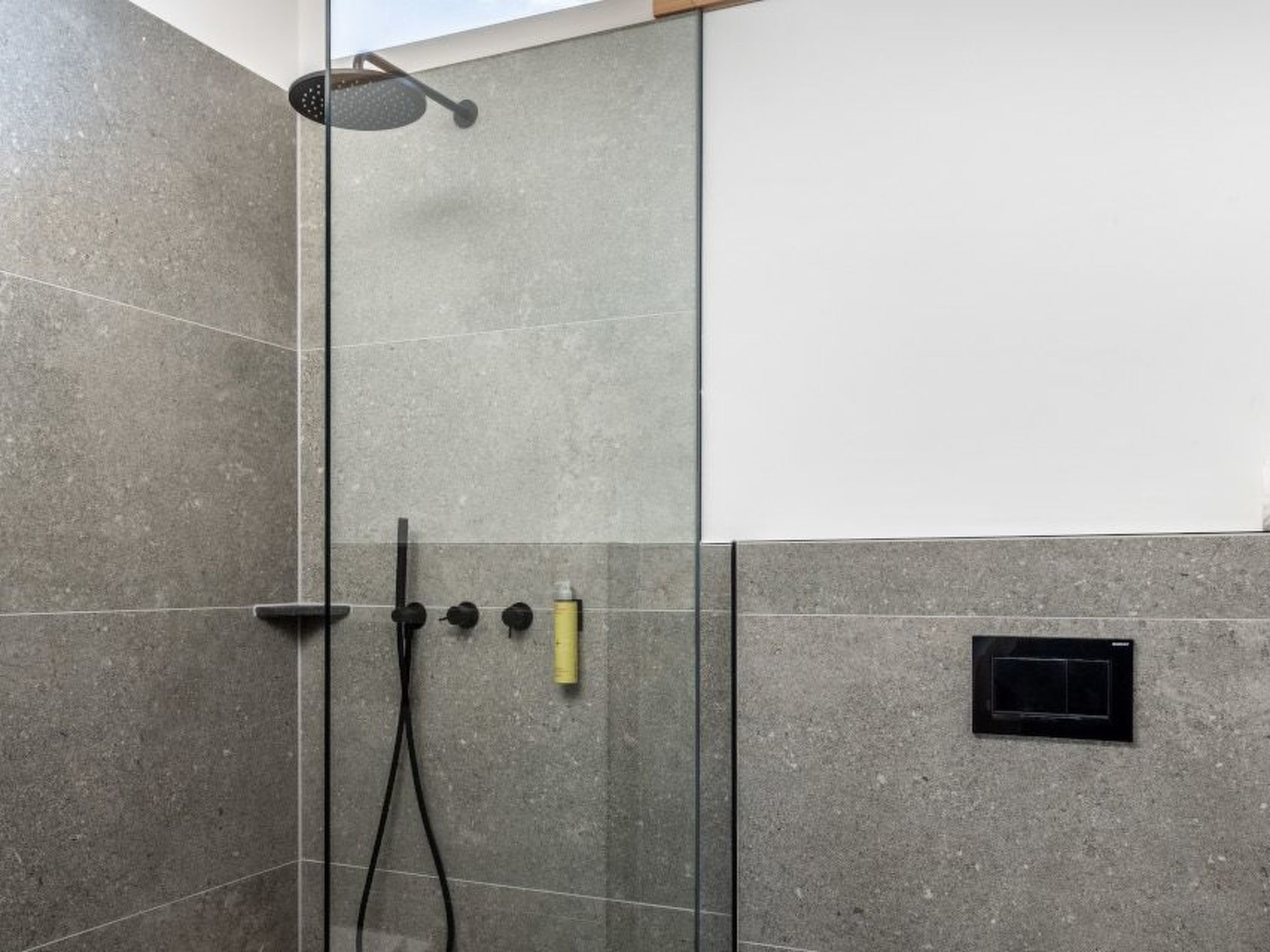 EXCLUSIVE FERIENWOHNUNG MIT EIGENER SAUNA-Binnen