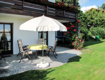 Rustiek appartement in Bischofsmais met tuin, ideaal voor 4 personen - thumbnail 2
