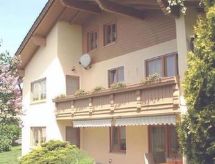 Appartement mit Terrasse, Garten und Grill