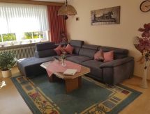 Appartement mit Terrasse, Garten und Grill