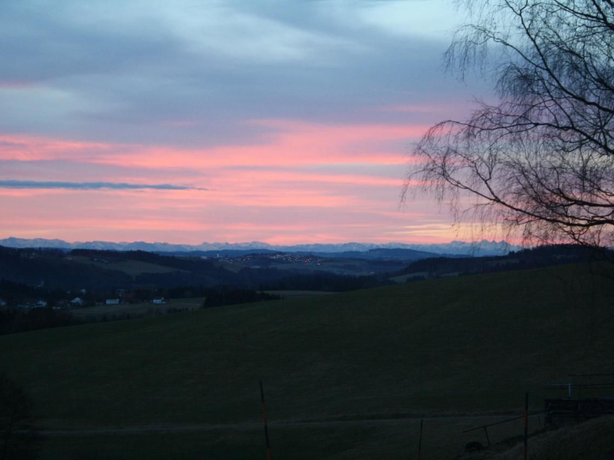 Große Wohnung mit Badewanne-Inside