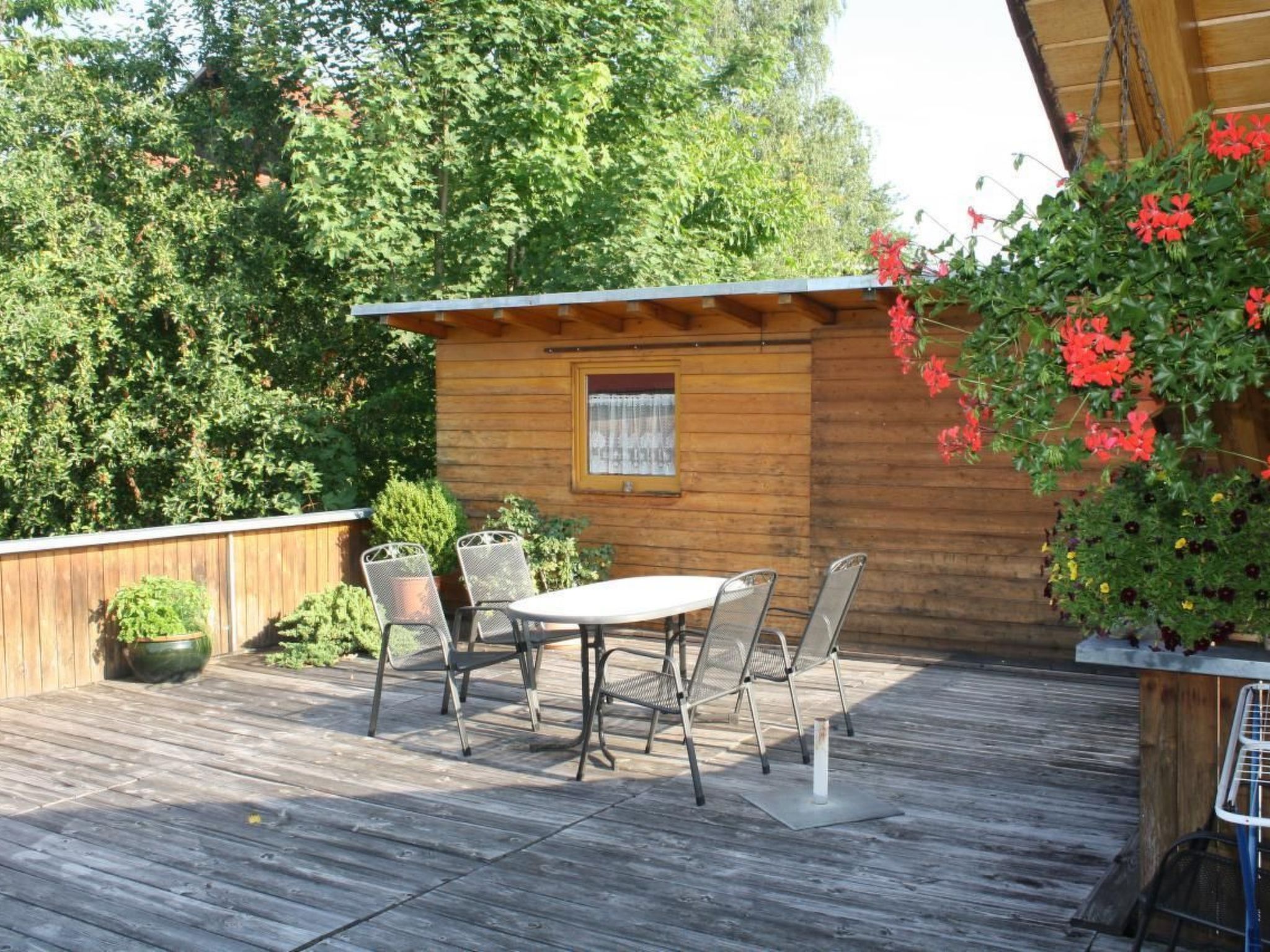 Große Wohnung mit Badewanne-Inside