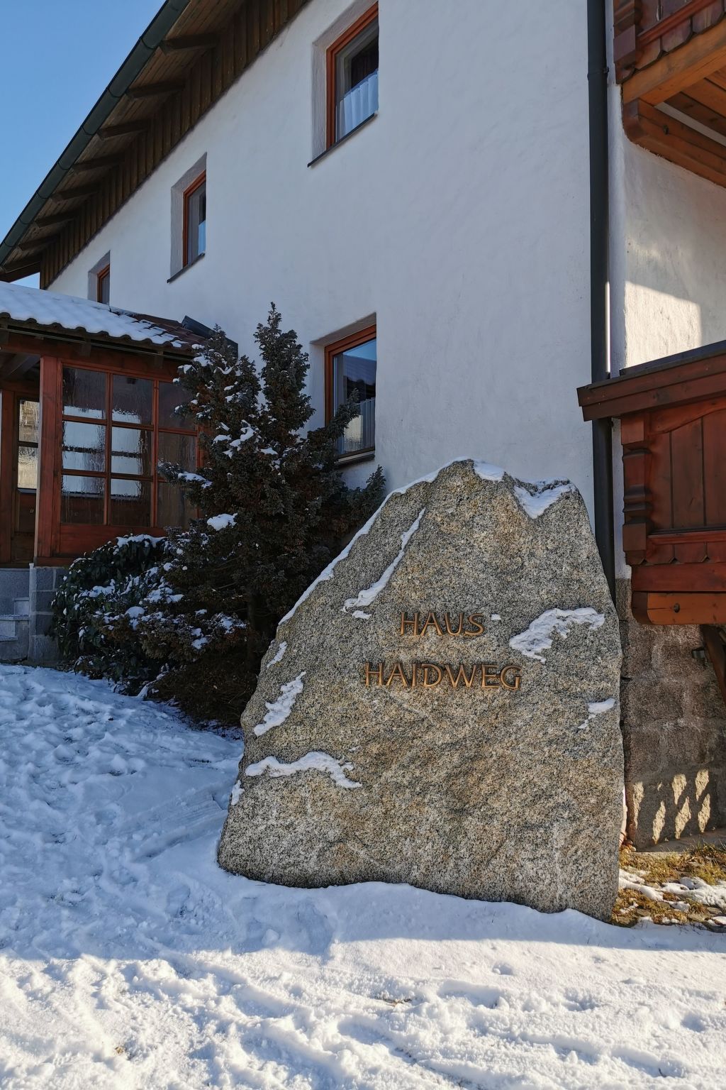 In Ludwigsreut mit Terrasse, Garten und Grill-Image-tags.info