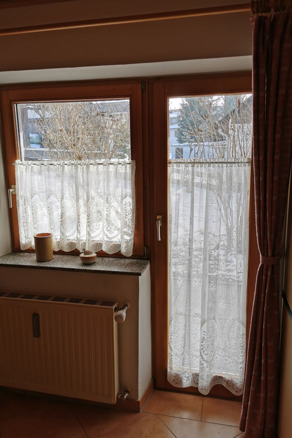 In Ludwigsreut mit Terrasse, Garten und Grill-Image-tags.info