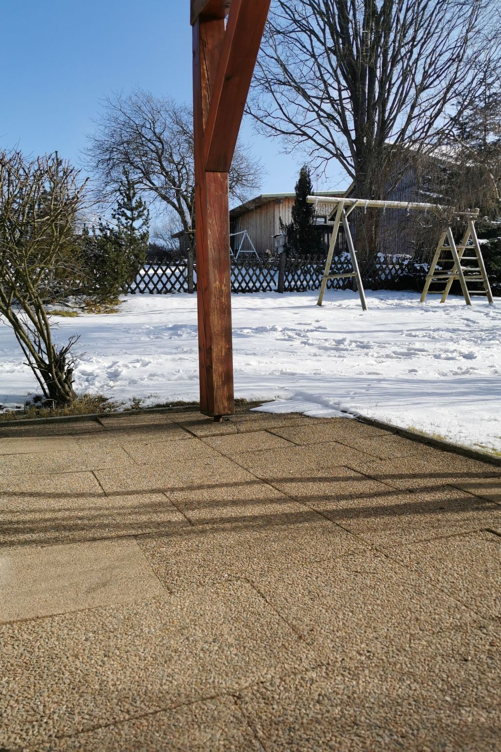 In Ludwigsreut mit Terrasse, Garten und Grill-Image-tags.info