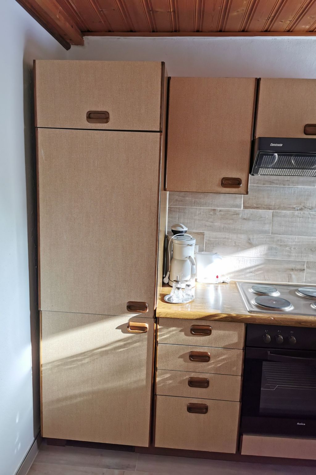 Wohnung mit einem schönen großen Balkon-Image-tags.info